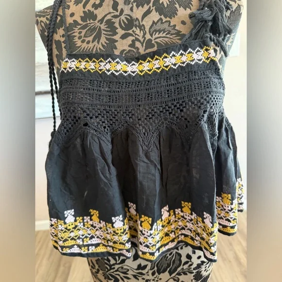 Free People Black Embroidered Crochet Tassel Boho Crop Top Small - Picture 5 of 7